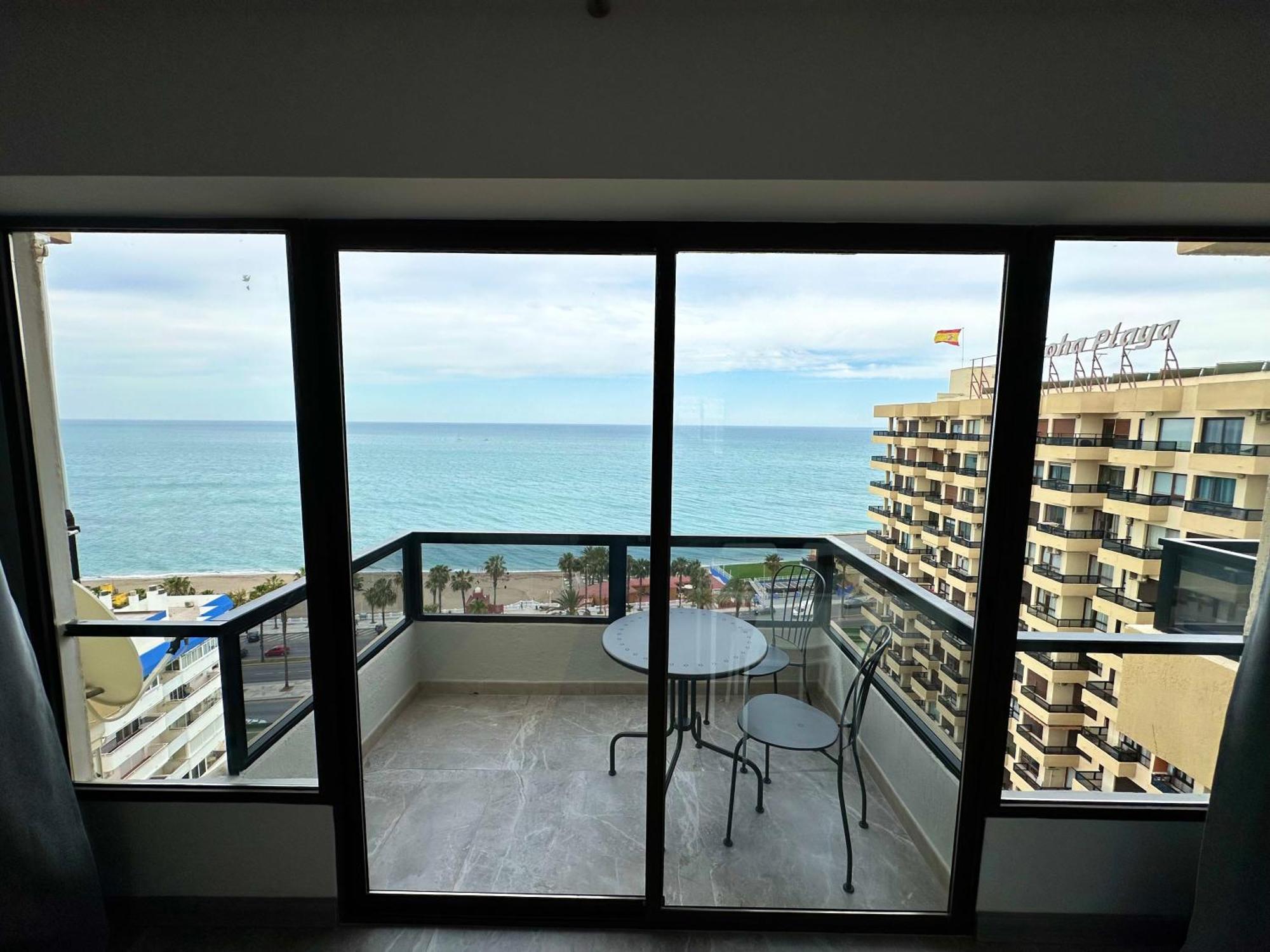 Aloha Playa Sol Y Mar Apartment Benalmadena Exterior photo