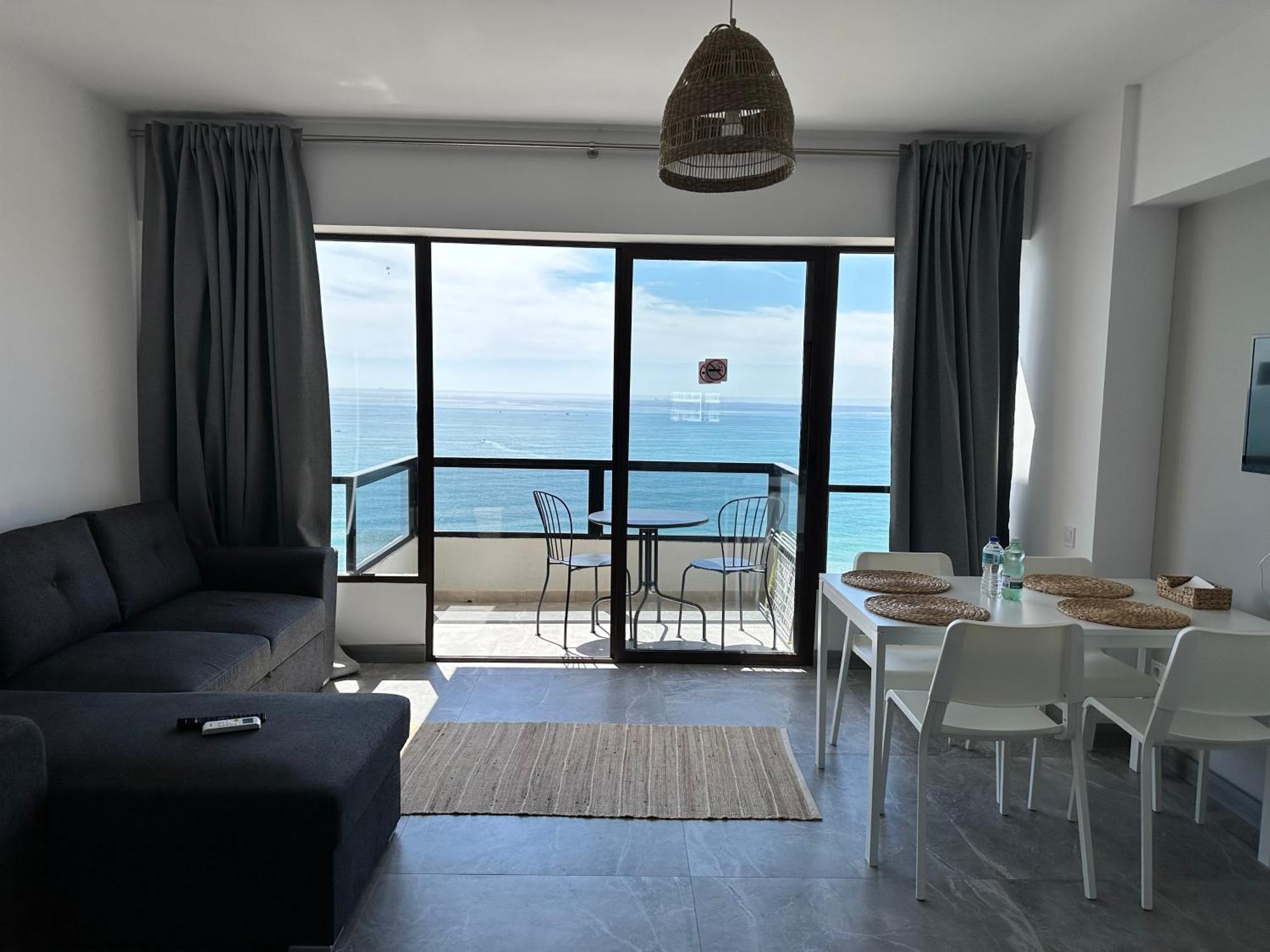 Aloha Playa Sol Y Mar Apartment Benalmadena Exterior photo